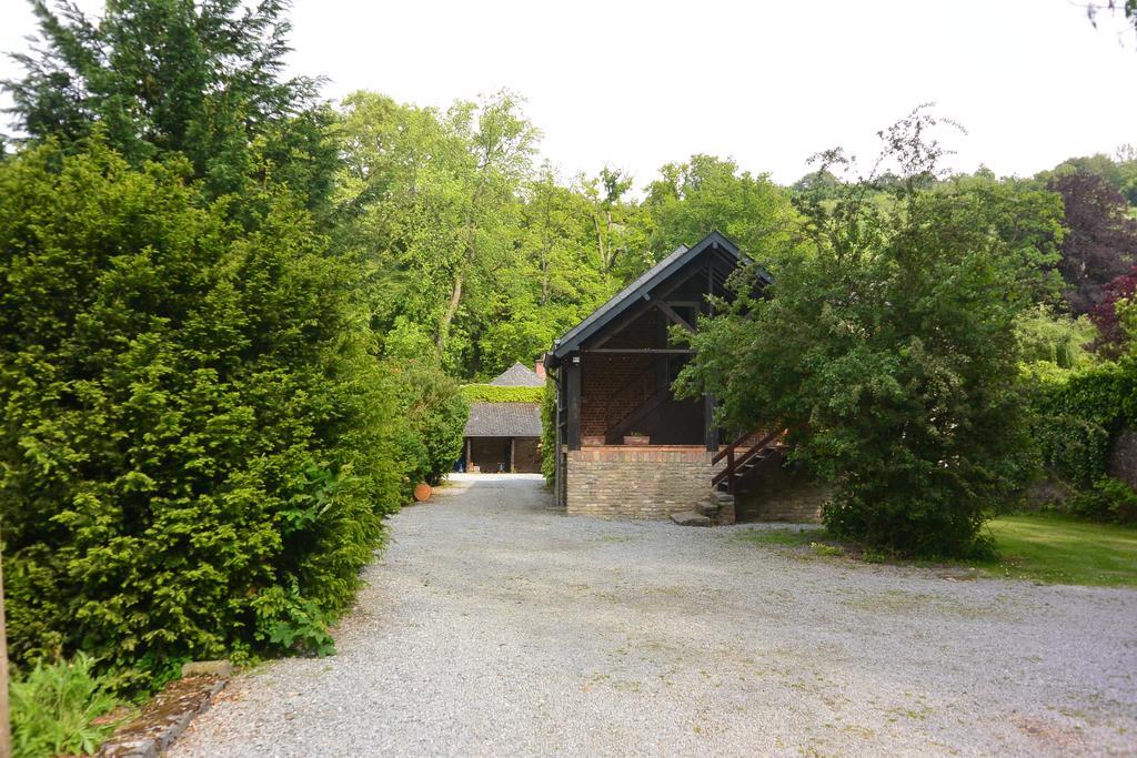 L'Arche De Noe Villa Dinant Exterior photo