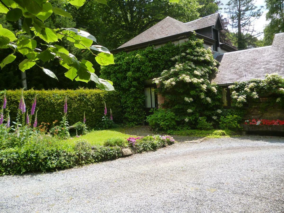 L'Arche De Noe Villa Dinant Exterior photo